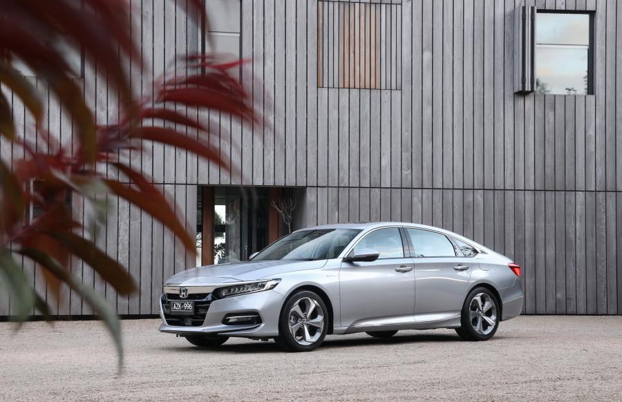  Honda Accord VTi-LX 2.0L Hybrid 2019 года  (AU) (фото 1 из 43)